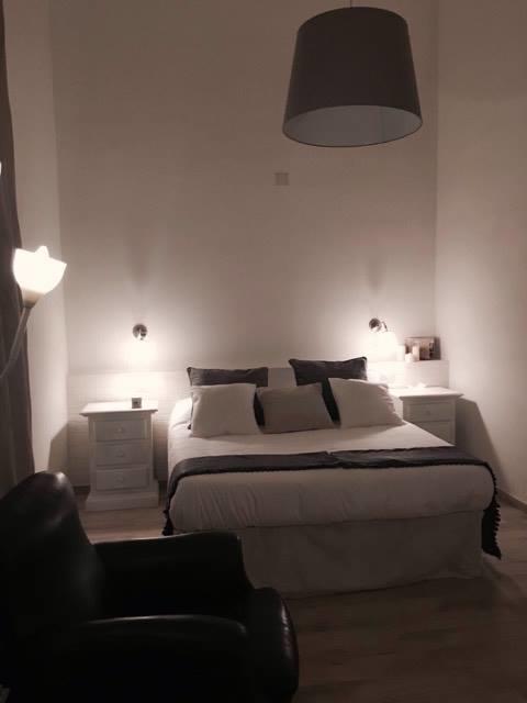 Chiaia House Bed & Breakfast Наполи Екстериор снимка