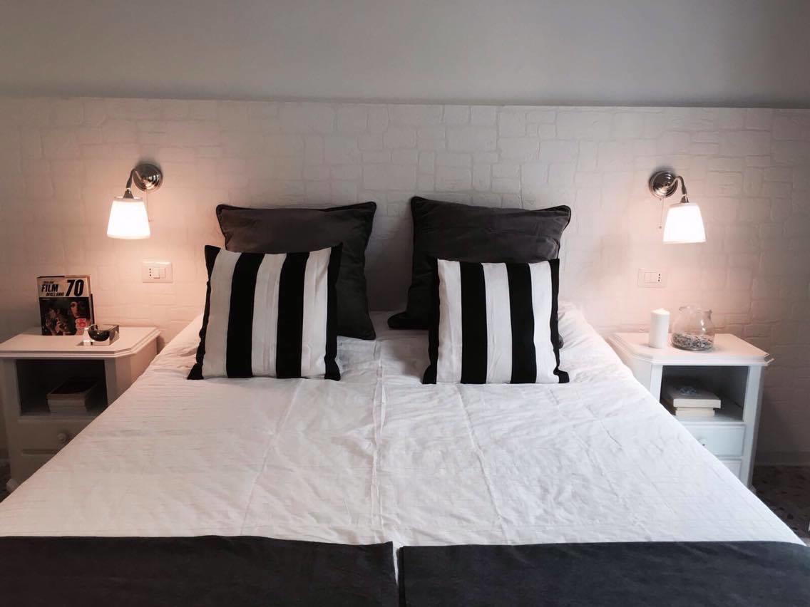 Chiaia House Bed & Breakfast Наполи Екстериор снимка