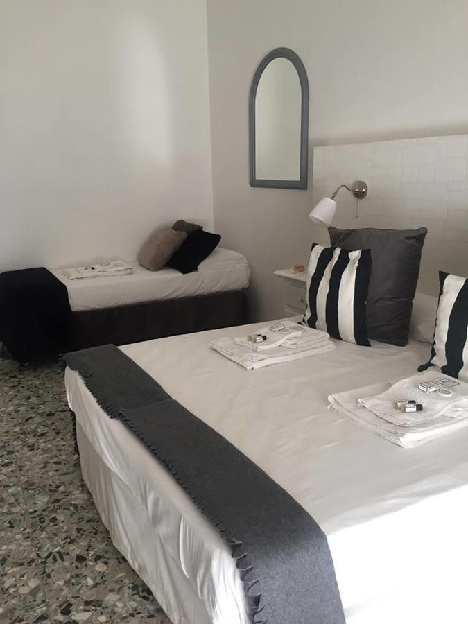 Chiaia House Bed & Breakfast Наполи Екстериор снимка